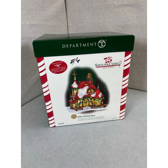 Dept 56 Nettie's Mistletoe Manor 56895 North Pole Series Special Edition - Picture 12 of 13